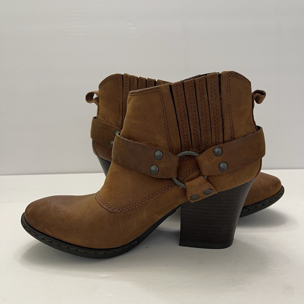 Born Concept B.O.C Ankle Boot Leather Harness T-Strap Womens 6M Western - Picture 4 of 11